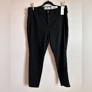 Hollister Curvy High Rise Jean Jegging 17R